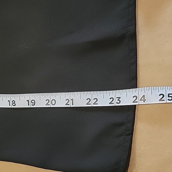 SHEIN Size M Black Frill Trim Mock Neck Sleeveless Blouse, EUC - Picture 13 of 15